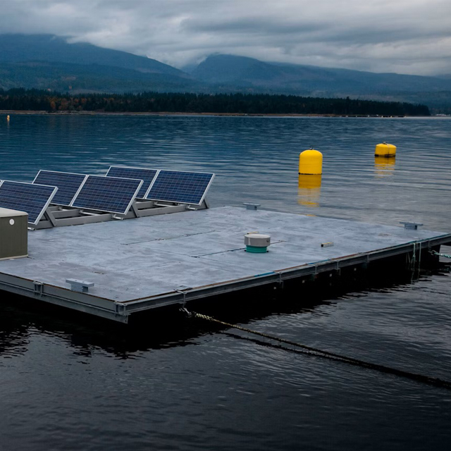 Amarre de construcción flotante costa afuera