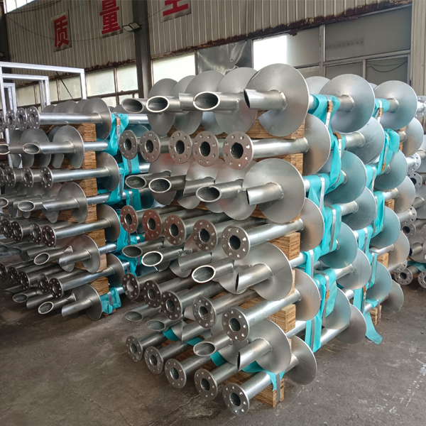 Sistema de amarre solar fotovoltaico flotante en el mar