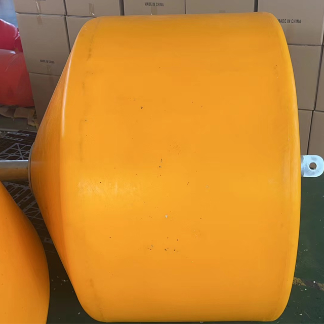 Boya de polietileno rotomoldeado (PE) tipo cónico