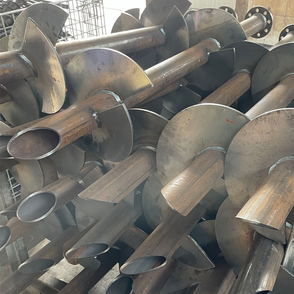 Waysail ofrece sistemas de amarre para energía fotovoltaica marina (marina).